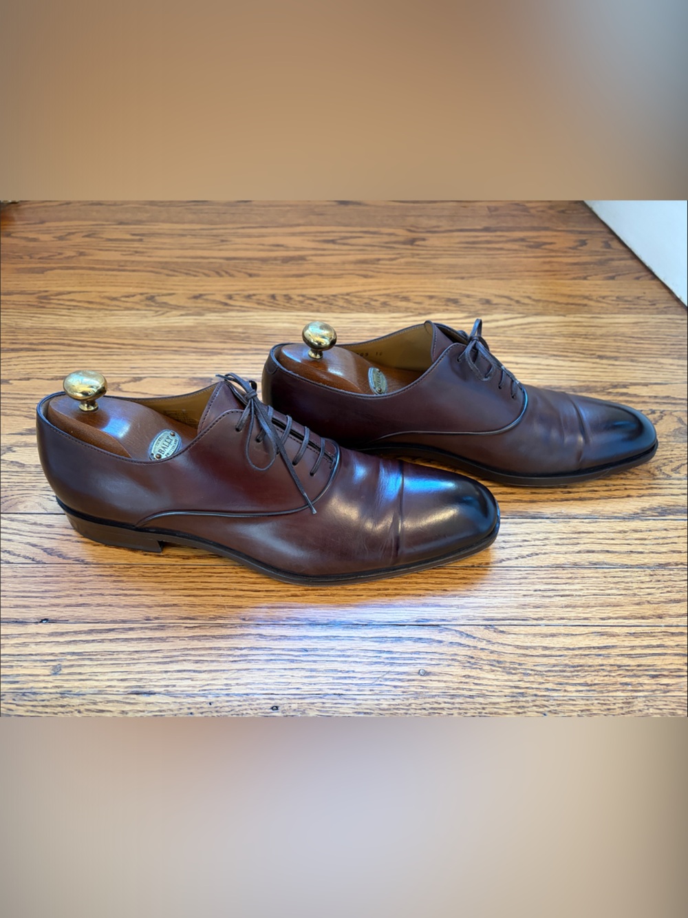 Hugo Boss Brown Leather Dress Shoes Size 10 Excellent Condition Worn 3 times - Picture 2 of 10